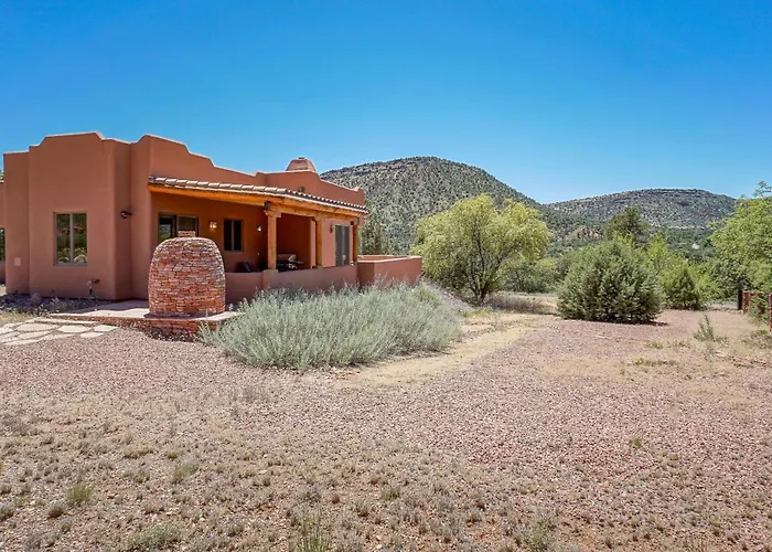 Hutson Lane Stunning Views Secluded Location Outdoor Pizza Oven Sedonas Essence Oak Creek