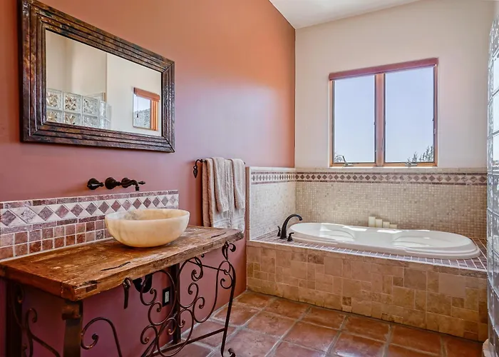 Dom wakacyjny Hutson Lane Stunning Views Secluded Location Outdoor Pizza Oven Sedonas Essence *